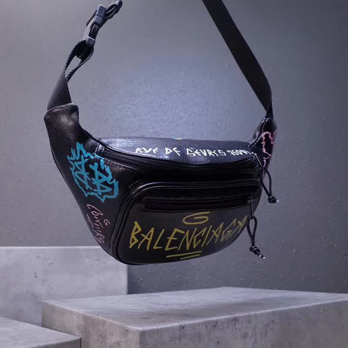 BALENCIAG巴黎世家 頂級原版品質 EXPLORER塗鴉款胸包 腰包 182788  BL1541